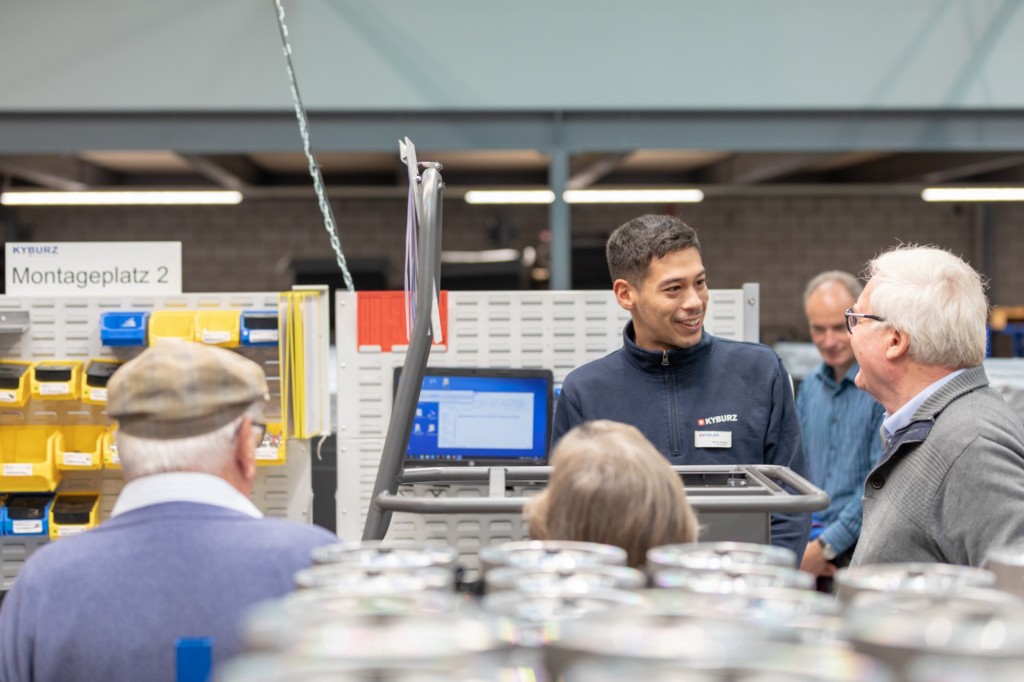 KYBURZ Switzerland AG Tag der offenen Tür Produktion